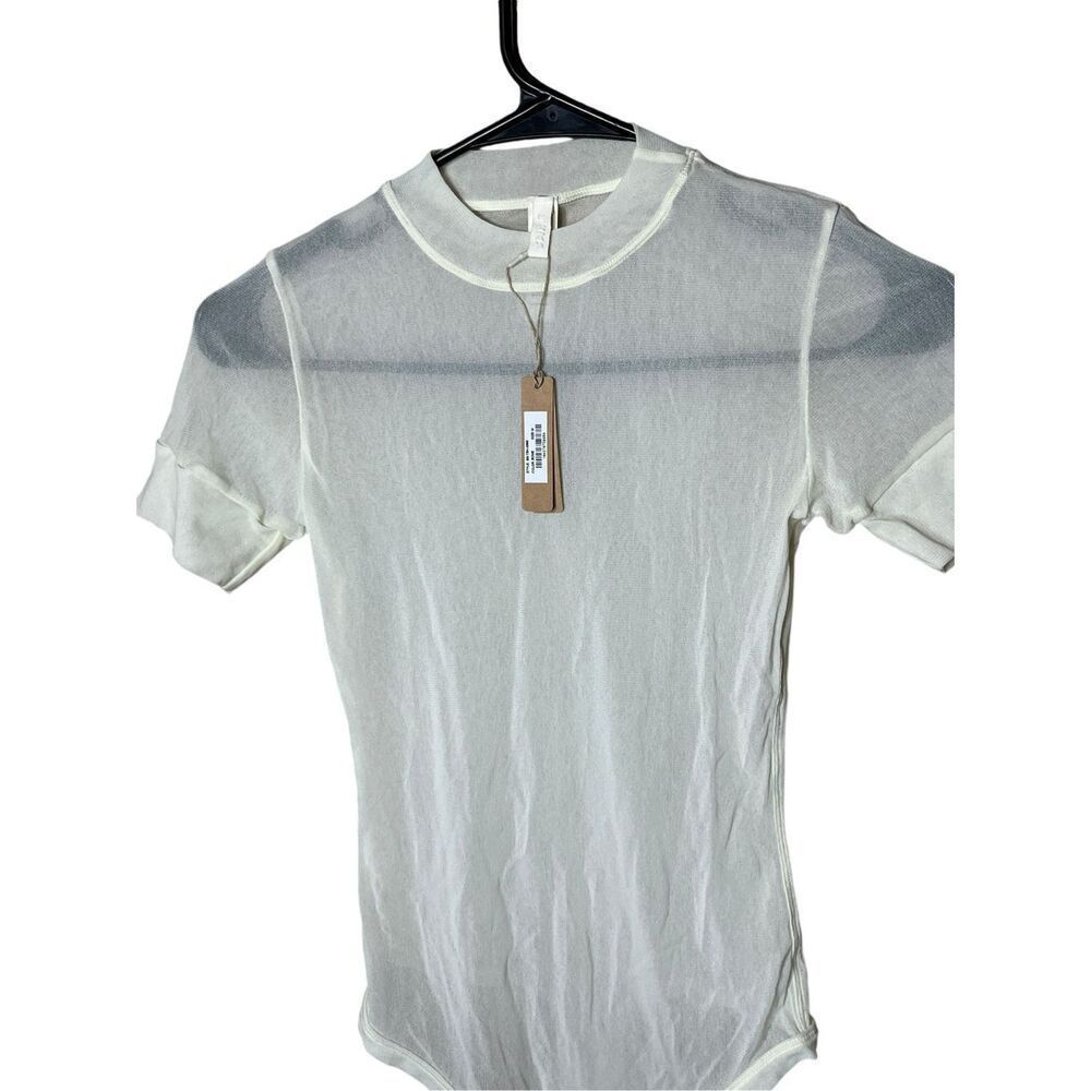 SKIMS Mesh T-Shirt Bodysuit In Bone Women’s Sheer Top Size M‎ NWT - Picture 2 of 8
